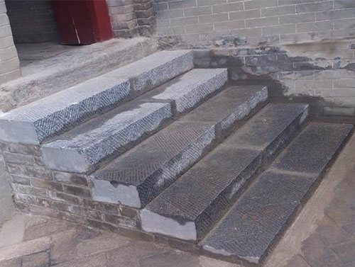 八路军驻洛办事处纪念馆内台阶改造